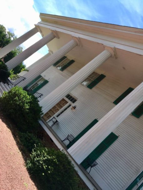 This is Barrington Hall historic house in Roswell. I nver go inside. I just love the grounds.